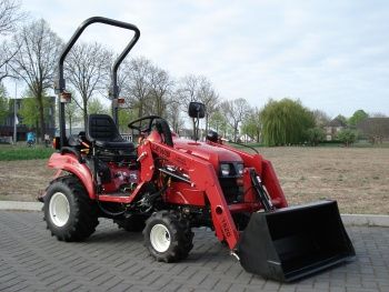 Tracteur SHIBAURA SX24 roues agraires